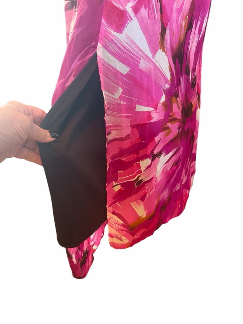 Halter Maxi Dress in Bold Fuchsia Print - Picture 4 of 7